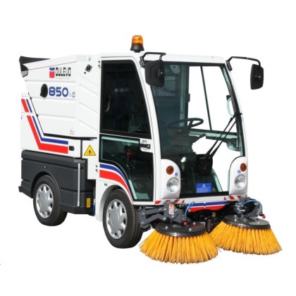 BALAYEUSE DE VOIRIE COMPACTE
